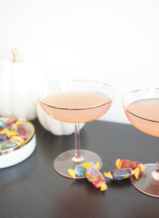 Công thức pha chế cocktail kẹo yêu thích của bạn - Lấy cảm hứng từ món này