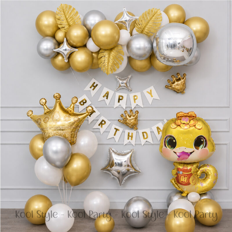 Set trang trí sinh nhật bé tuổi Rắn tone vàng ánh kim